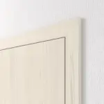 Detailansicht der geschlossenen Tür von HUGA Innentür-Set Lärche lasiert Basic Durat stumpfeinschlagend mit Zarge und Drücker
