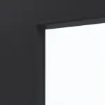 Detailansicht des Lichtausschnitts von GARANT Rauchschutztür Matt RAL 9005 G-TEC mit Lichtausschnitt LA-5 bandseitig