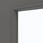 Detailansicht des Lichtausschnitts von Huga Innentür Signum 31 Hygge grau RAL 7037 Lack Concept mit Lichtausschnitt LA 24 mittig