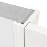 Detailansicht des Querschnitts von HUGA Innentür-Set Pino weiß Basic Durat stumpfeinschlagend mit Zarge und Drücker