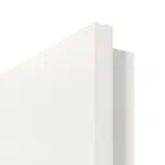 Detailansicht der eckigen Kante von HÖRMANN Doppelflügeltür Pure 2 Weißlack DesignLine mit Lichtausschnitt quer mit bündiger Lisene Plain 80-7 mit Zarge