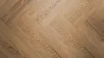 KO-inca-carpenter-eiche-herringbone-laminat-Close
