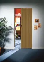 Milieu mit MARLEY Falttür Eurostar Buche 