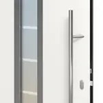 Detail Drücker von Haustür Thermo46 Motiv 700 in RAL 9016