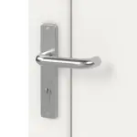 Detail Oberfläche von Kunststoff Nebeneingangstür Optima F001 in RAL 9016