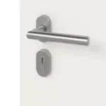 Detail Türoberfläche von Stahl Nebeneingangstür TEMIDA S68 ZL RAL 9016