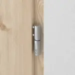 Interio Holz-Haustür Stuttgart Fichte unbehandelt Detail Bänder