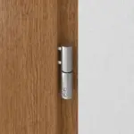 Interio Holz-Haustür Stuttgart Eiche lasiert Detail Bänder