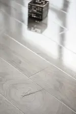 Ansicht von KAINDL Laminat Eiche Fresco Snow 1-Stab Landhausdiele Aqua Pro Bild 5