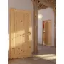 CloseUp-Milieuansicht von Innentür TE-18 Kiefer astig Massivholz