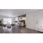 Main-Milieuansicht der vor der Wand laufenden CLASSEN Schiebetür Modena 4 Esche Weiß 3D Look 