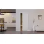 Front-Milieuansicht von der in der Wand laufenden Kontura 2 ClassicLine Weißlack Schiebetür - Hörmann