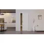 Front-Milieuansicht von der in der Wand laufenden Kontura 3 ClassicLine Weißlack Schiebetür - Hörmann