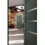 CloseUp-Milieuansicht von CLASSEN Innentür Greco M9 Uni Green Iridium mit Lichtausschnitt