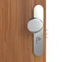 Detailansicht der Oberfläche von CLASSEN Wohnungseingangstür Bord Venom Alu M5 Akazie ST Primo 