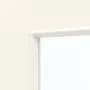 Detailansicht des Lichtausschnitts von GARANT Schiebetür Corona 832 Pearl White CePaL mit Lichtausschnitt LA-4 mittig