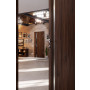 CloseUp-Milieuansicht von HÖRMANN Innentür Pure 1 Alpineiche Duradecor DesignLine mit Lichtausschnitt Schlossseite