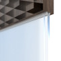Detailansicht der stumpfen Kante von HÖRMANN Schiebetür Pure 1 Alpineiche Duradecor DesignLine mit Lichtausschnitt quer