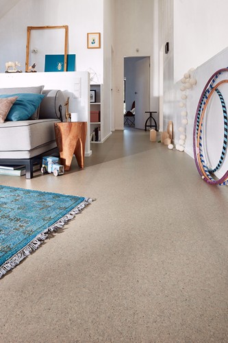 Jasna podłoga korkowa