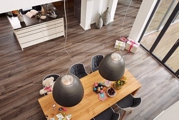 Zdjęcie aranżacyjne podłogi designerskiej