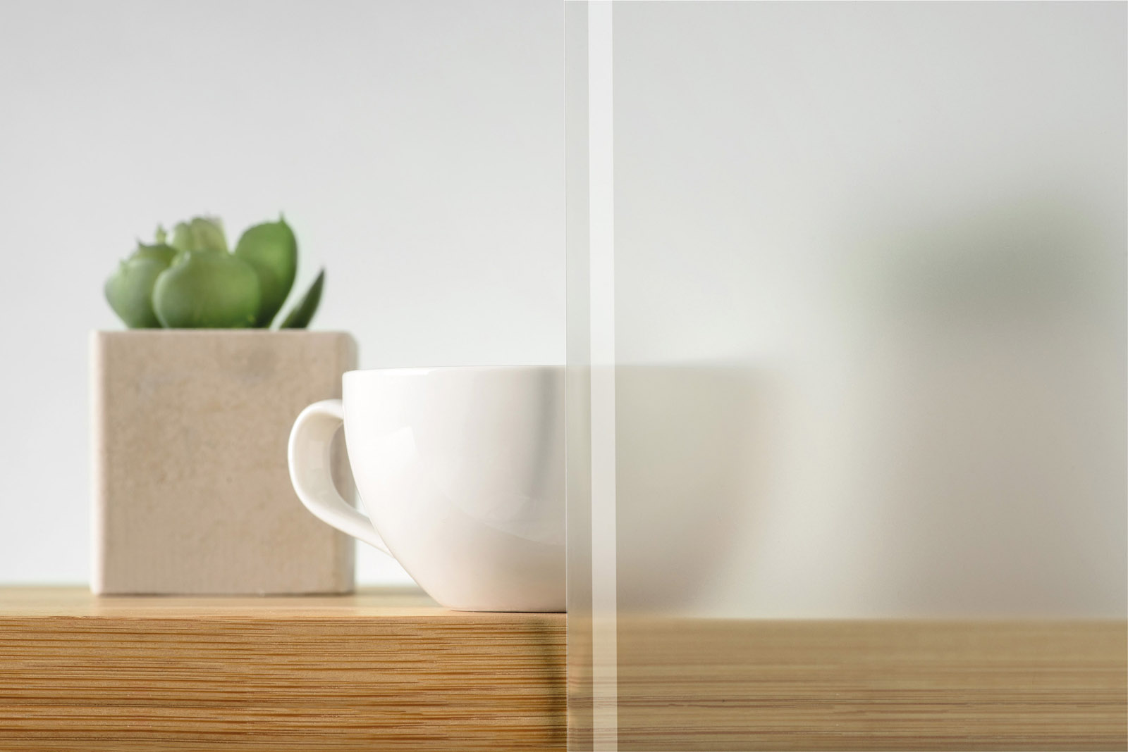 satynowe z aplikacją