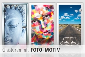 Trzy drzwi szklane z motywem fotograficznym